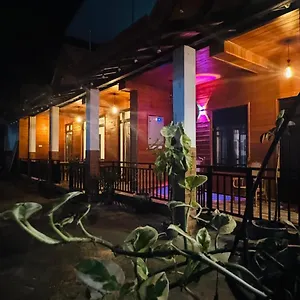 Sun Mount Adams Peak Hotel Nallathanniya